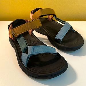 TEVA Hurricane XLT2 Size 7 Sandals